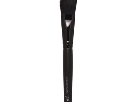 e.l.f. - Angled Foundation Brush - 1 Brush Online